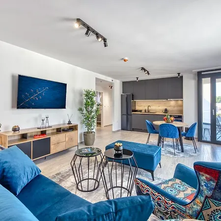 Chic Apartment