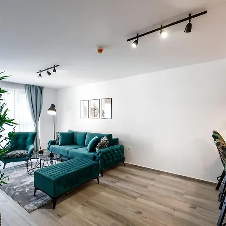 Chic Apartment *